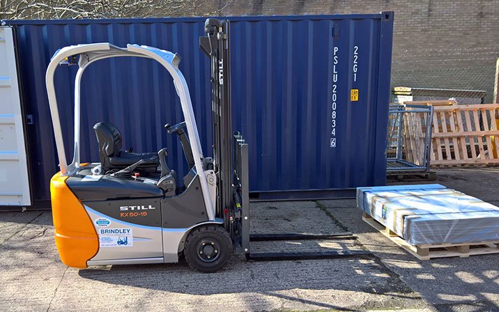 IH Forklift Large